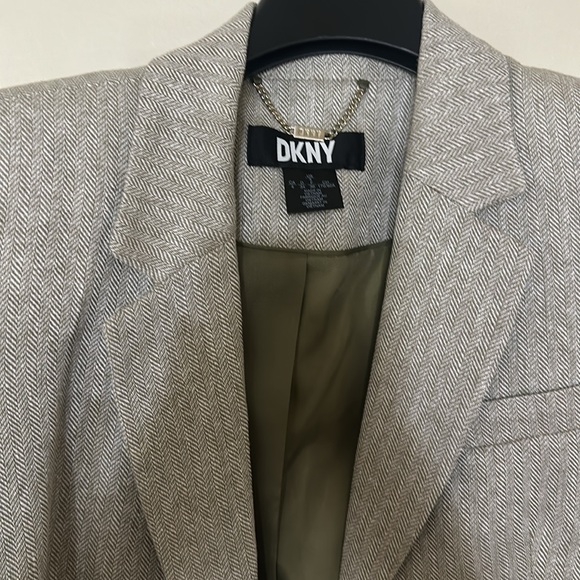 DKNY Cropped OPen front long sleeve Blazer size 4 - Picture 6 of 8